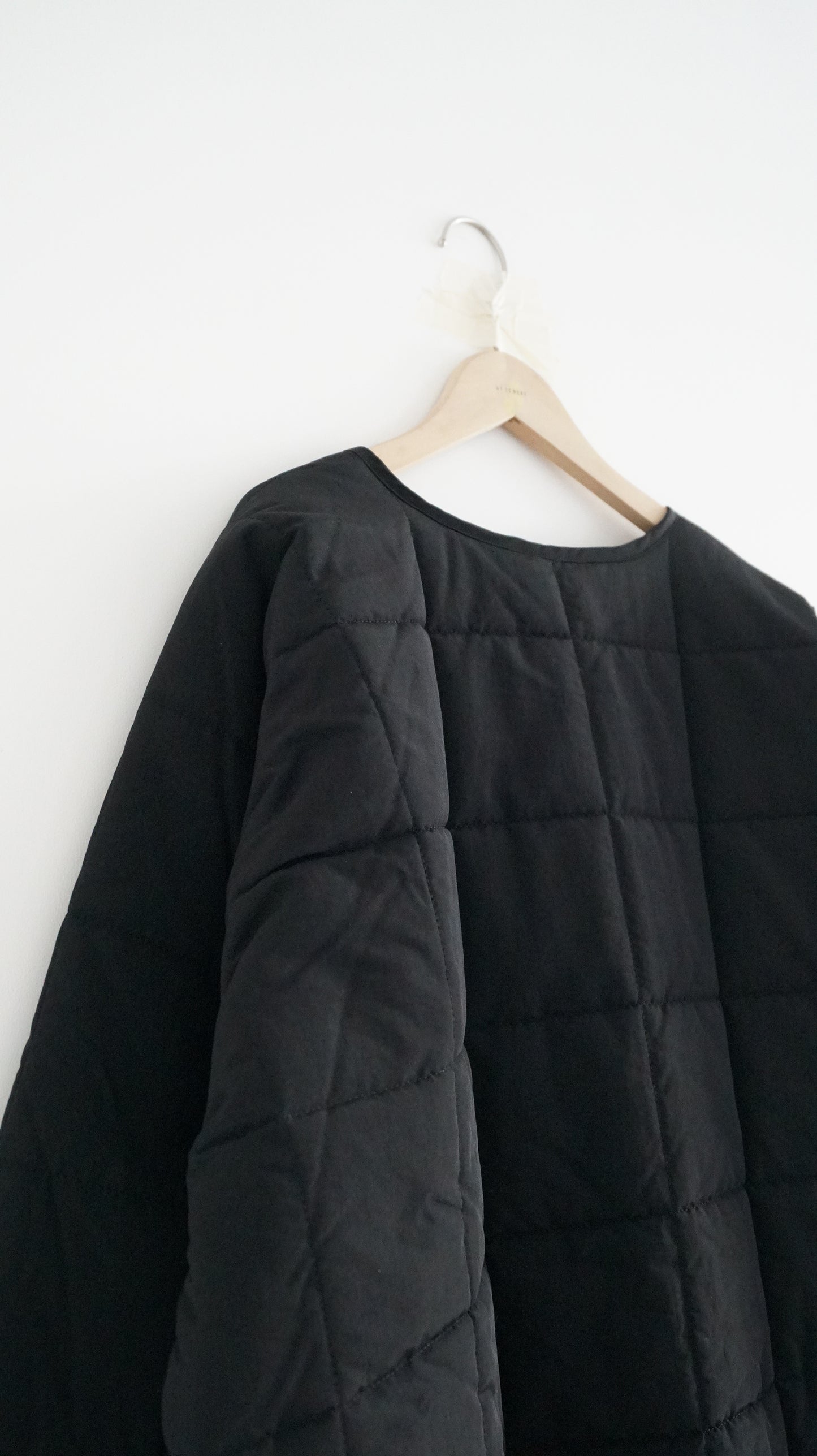 bubble padded coat in black (pre-order)