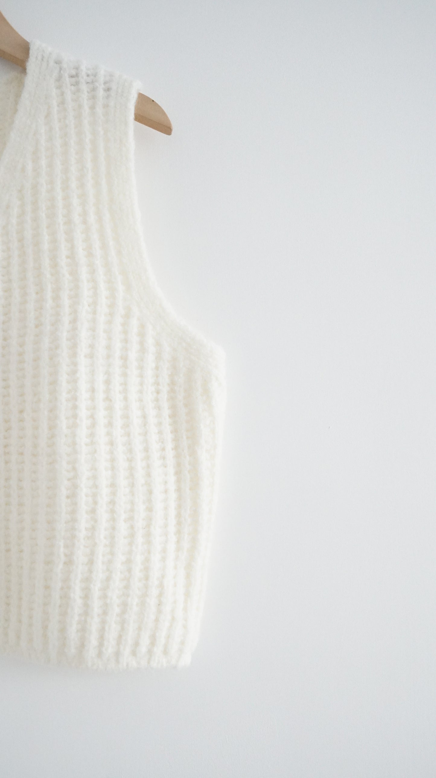 minimalist vest in ivory (pre-order)