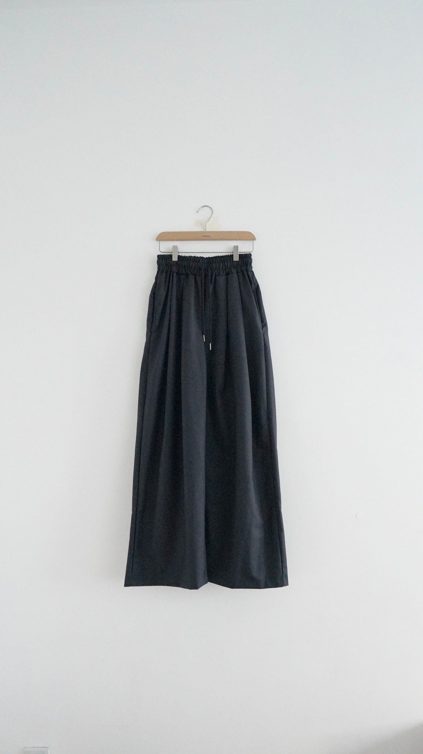 classical wide pants in grey (pre-order)