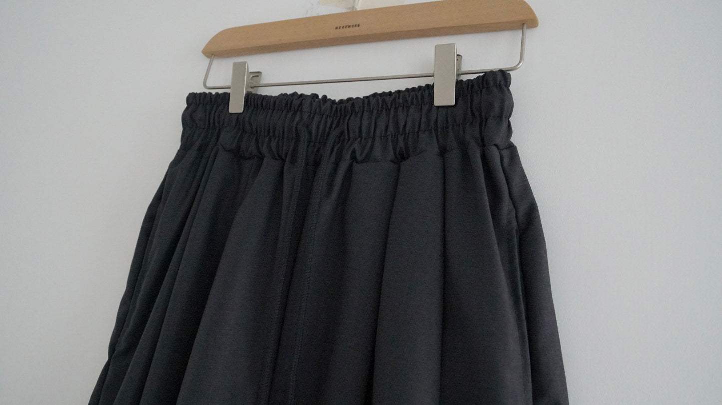 classical wide pants in grey (pre-order)