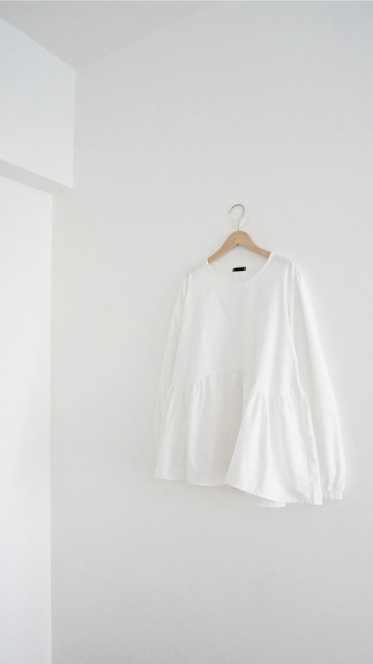 ruffle flower top in white (pre-order)
