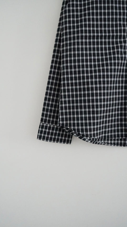 basic checked shirt in black (pre-order)