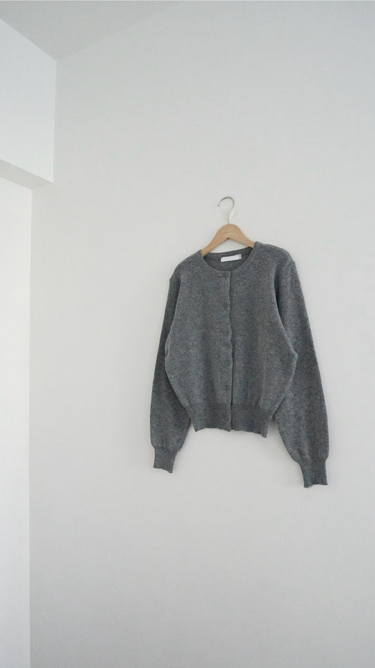 classic cardigan in grey