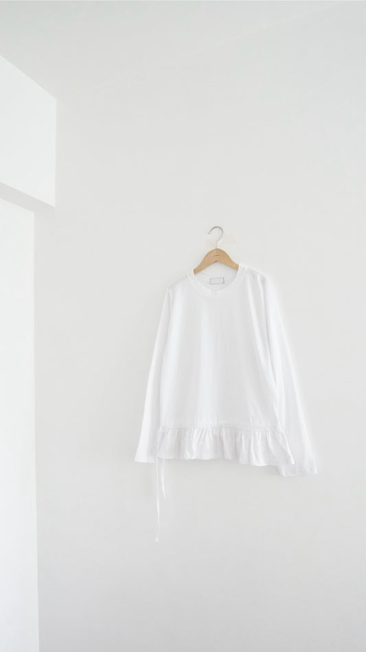 ruffle inner top in white