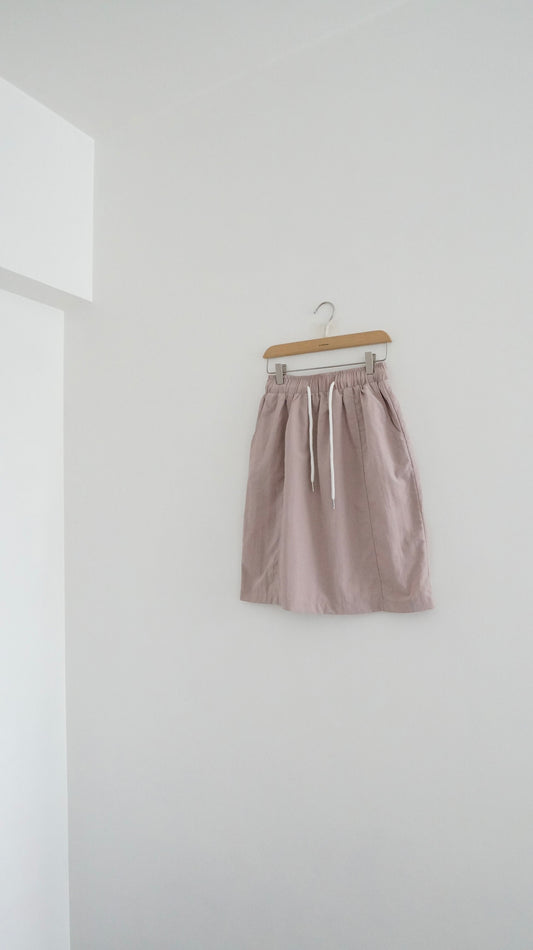 knee length skirt in lavender pink (pre-order)