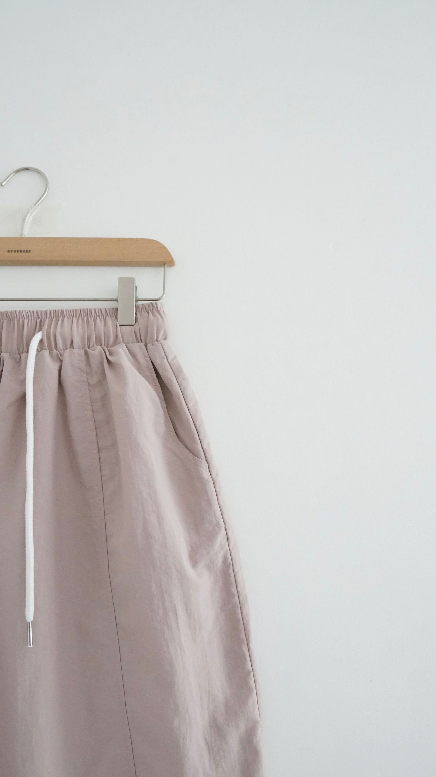 knee length skirt in lavender pink (pre-order)