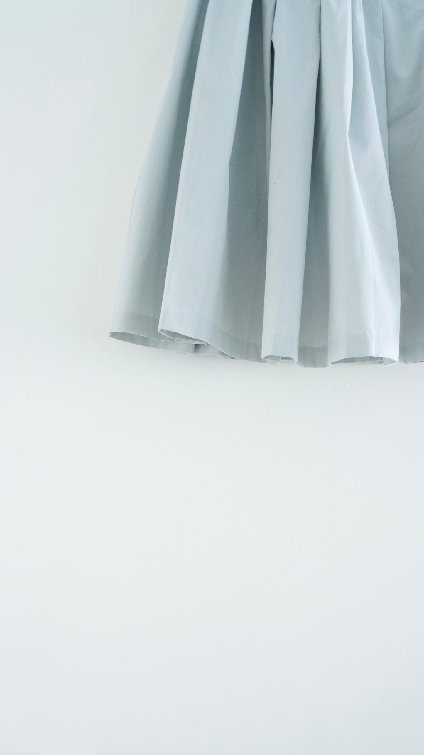 alma light midi skirt in grey (pre-order)