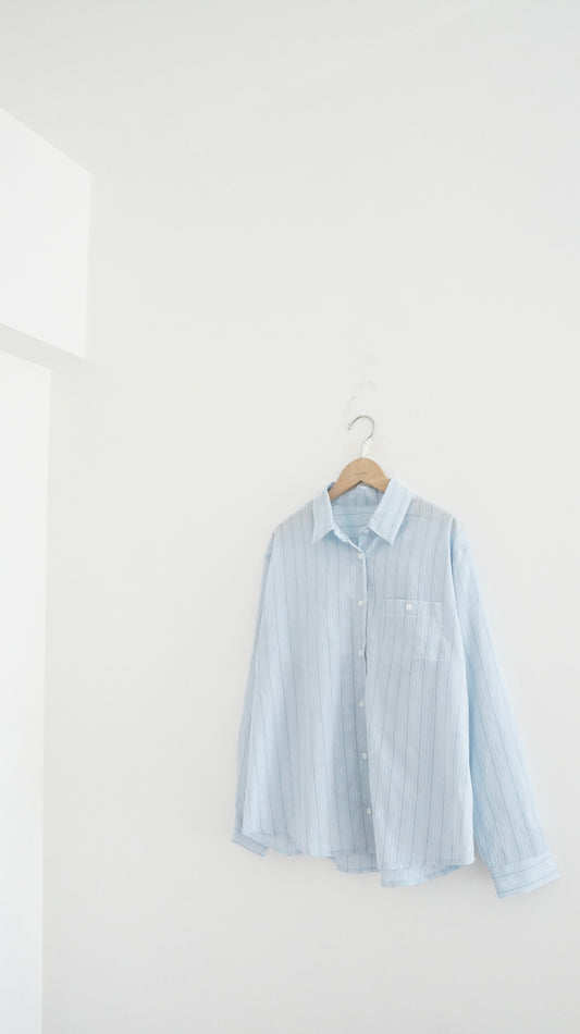 breezy stripe tencel shirt in baby-blue (pre-order)