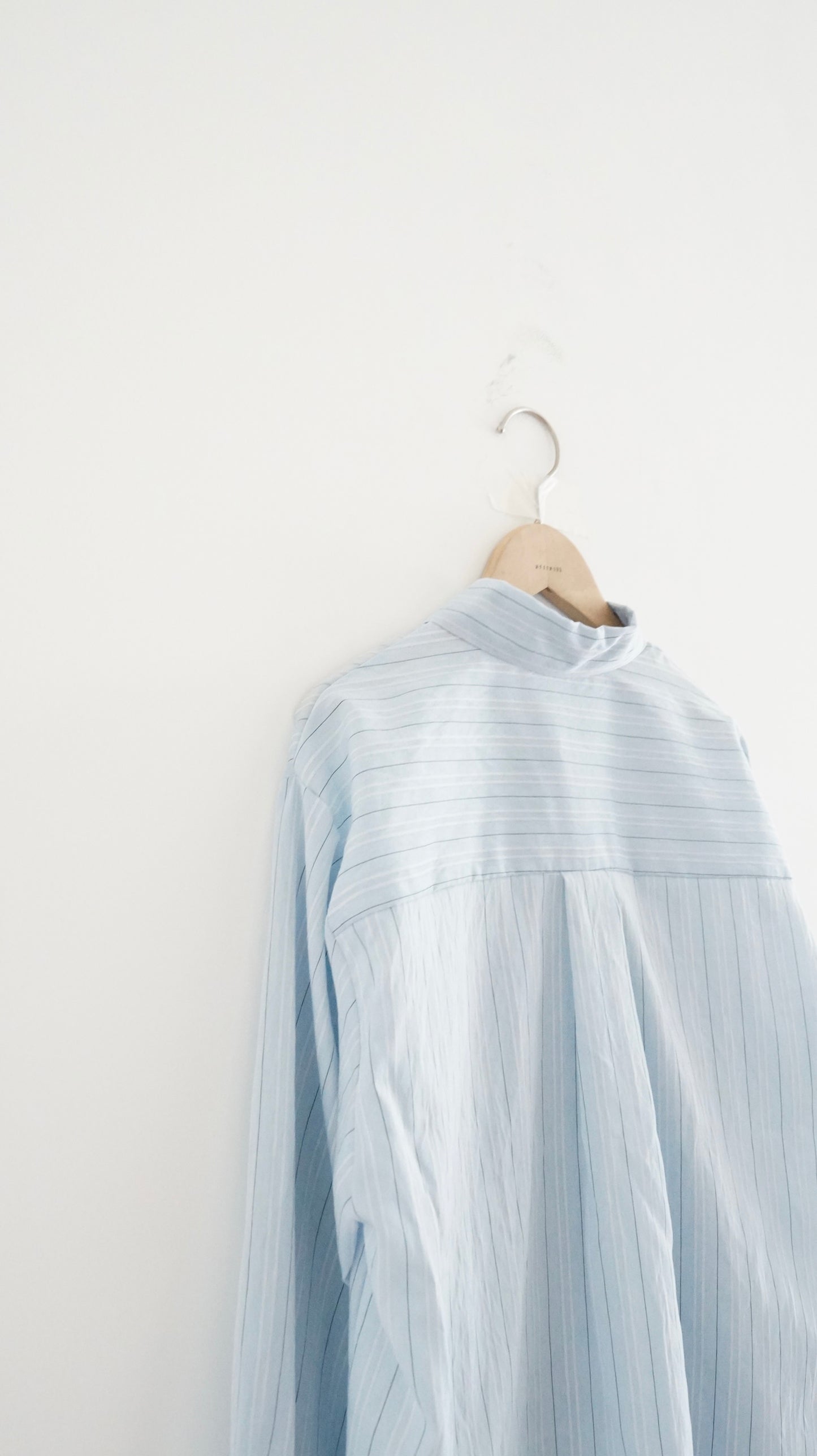 breezy stripe tencel shirt in baby-blue (pre-order)
