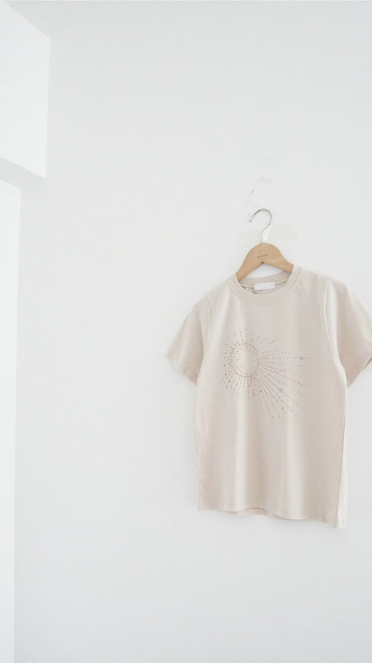 starry sky print tee in royal beige