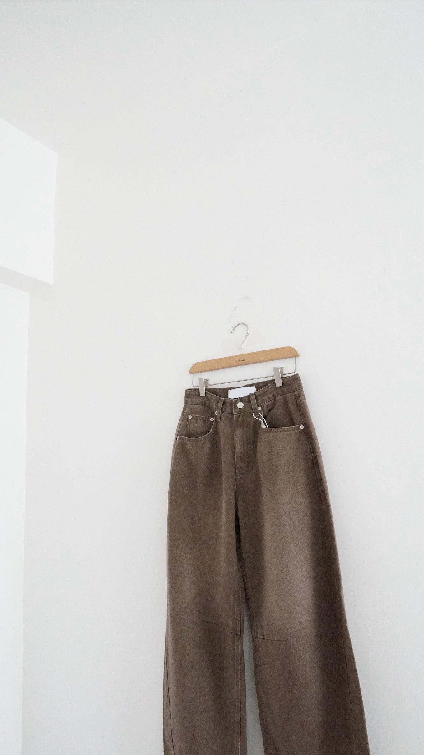 washed cocoon pants in brown (pre-order)