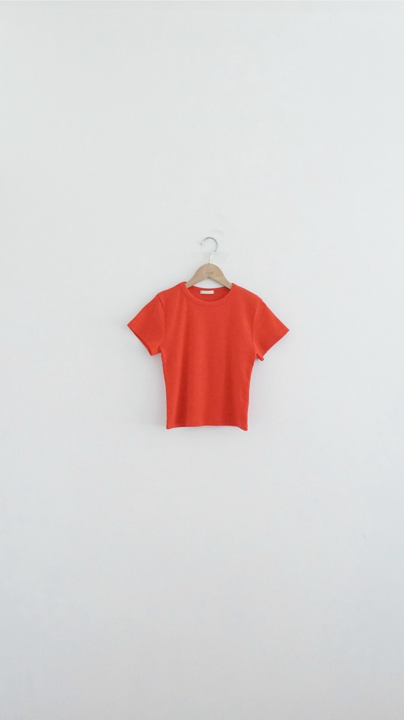 basic colorful skinny tee in red
