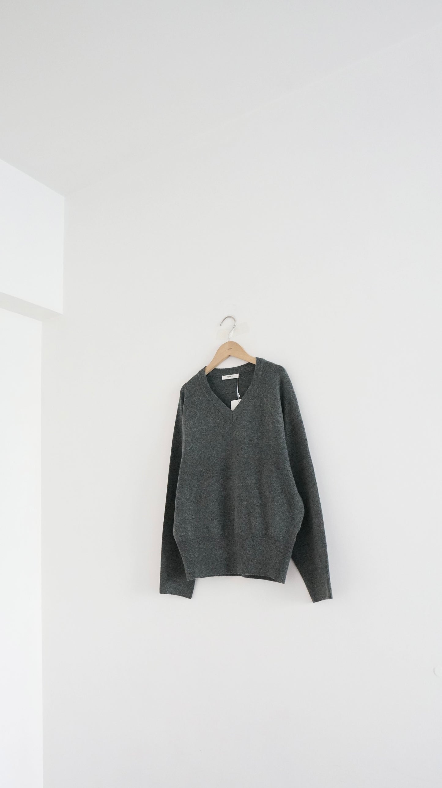 classic v-neck knit in grey (pre-order)