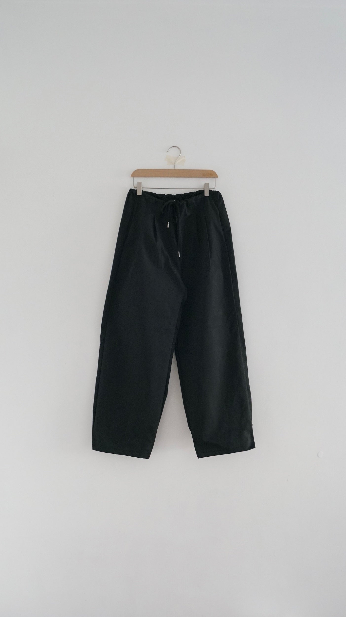 utility casual pants in black