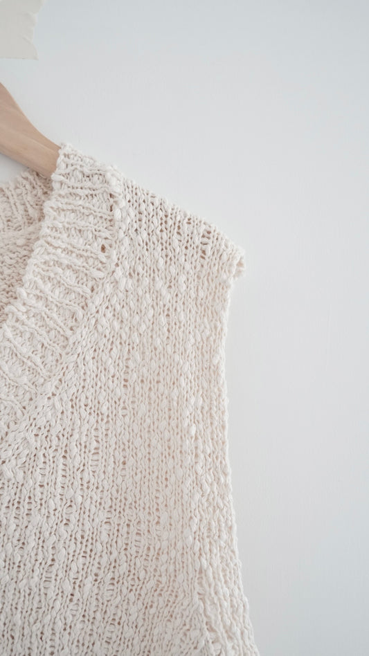 mesh vest in ivory in ivory (pre-order)