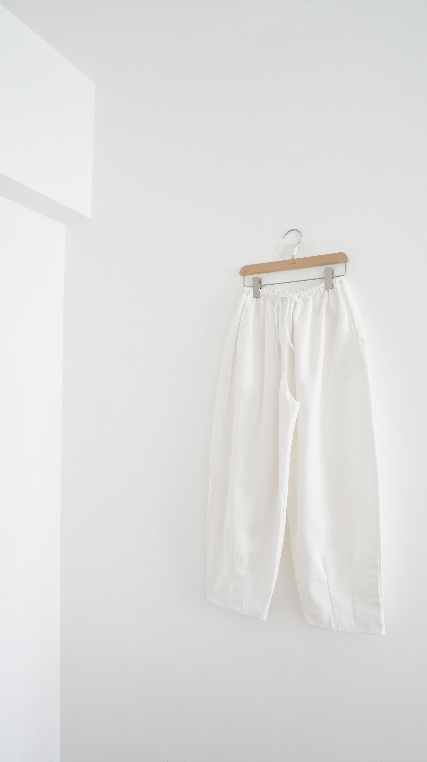 city air balloon pants in white (pre-order)