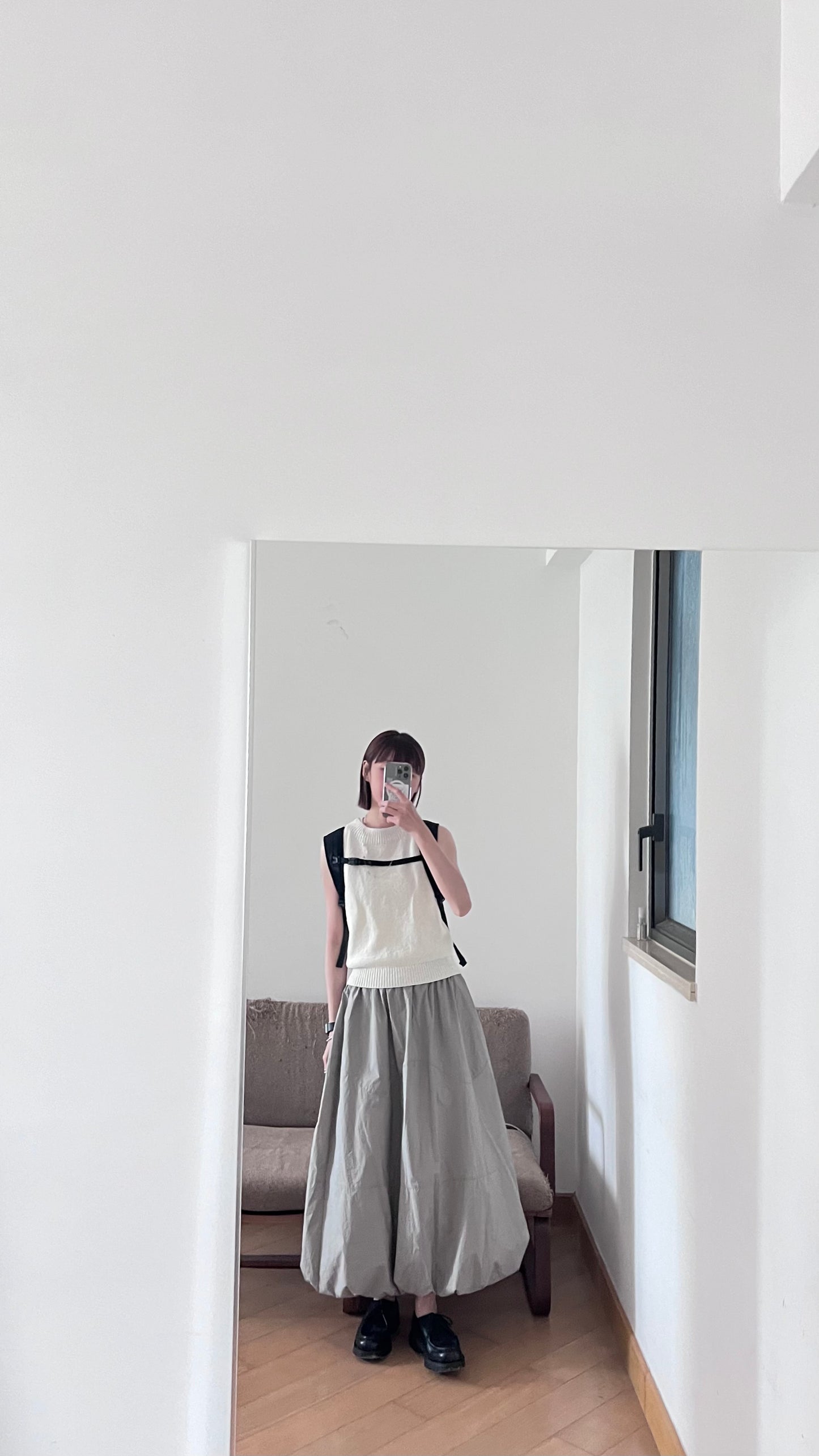 wave hem balloon skirt in light grey (pre-order)