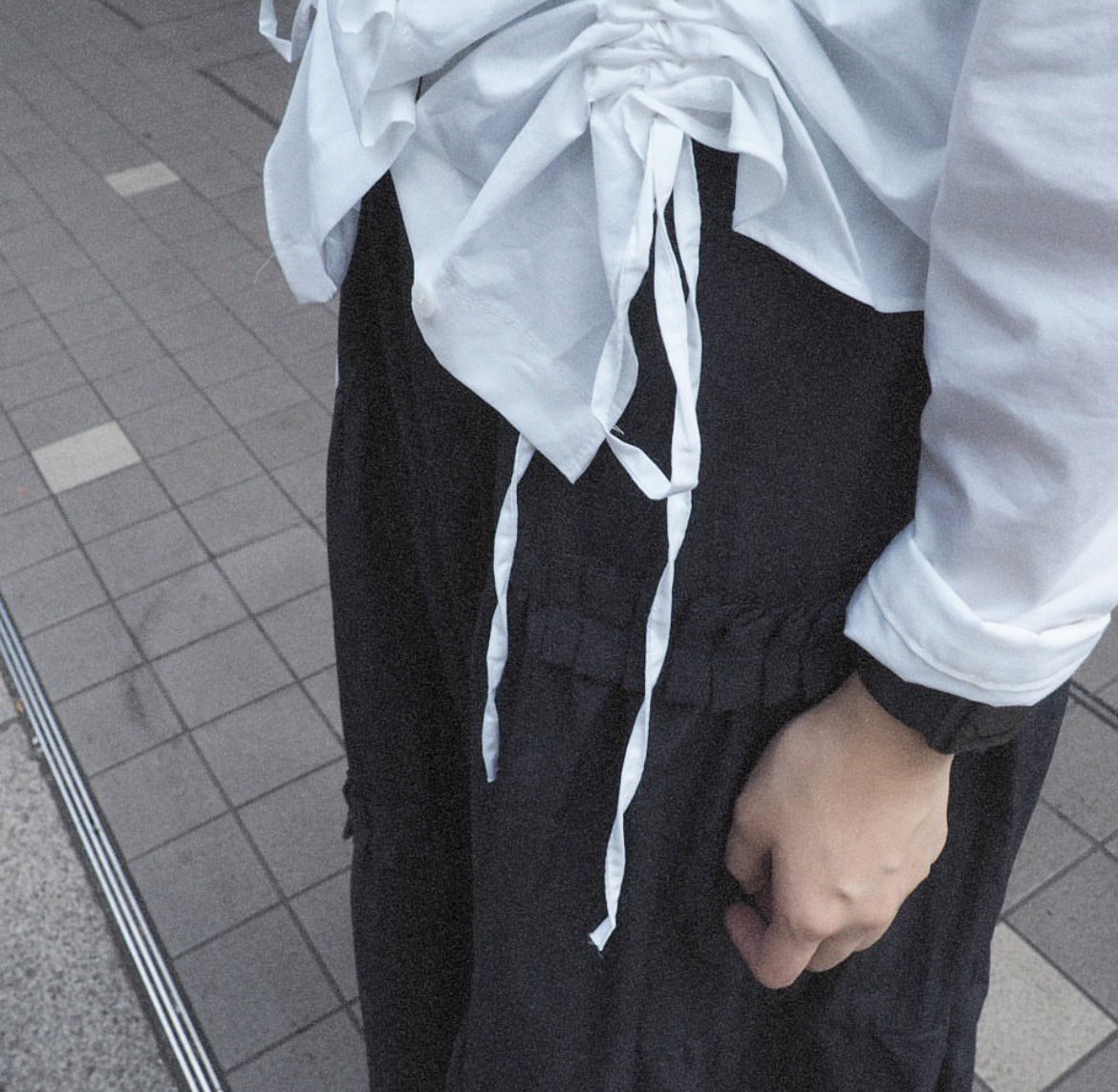 ribbon shirt in white