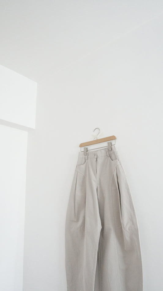 luka balloon wide pants in light grey