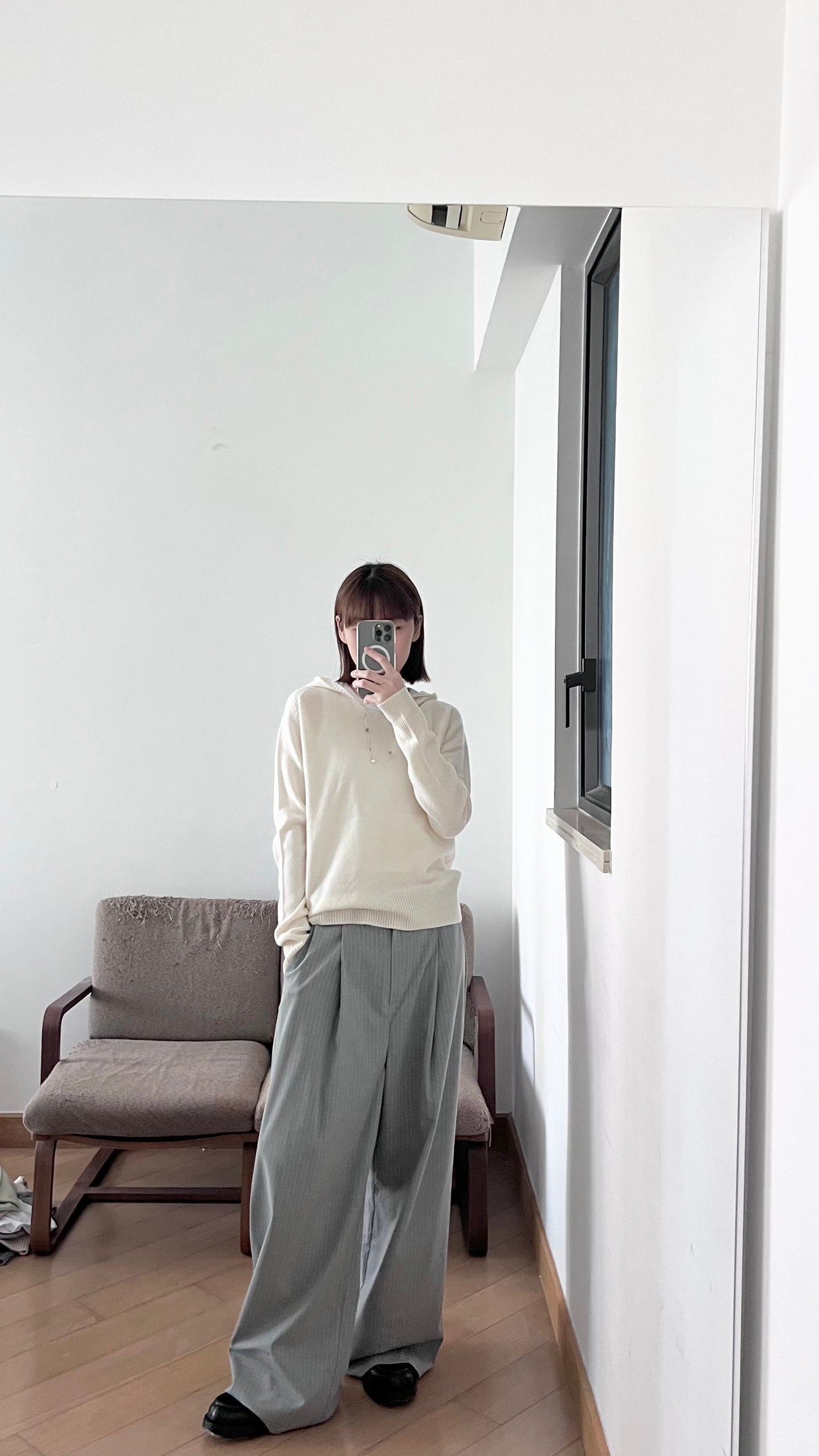 spring hoodies tee in ivory