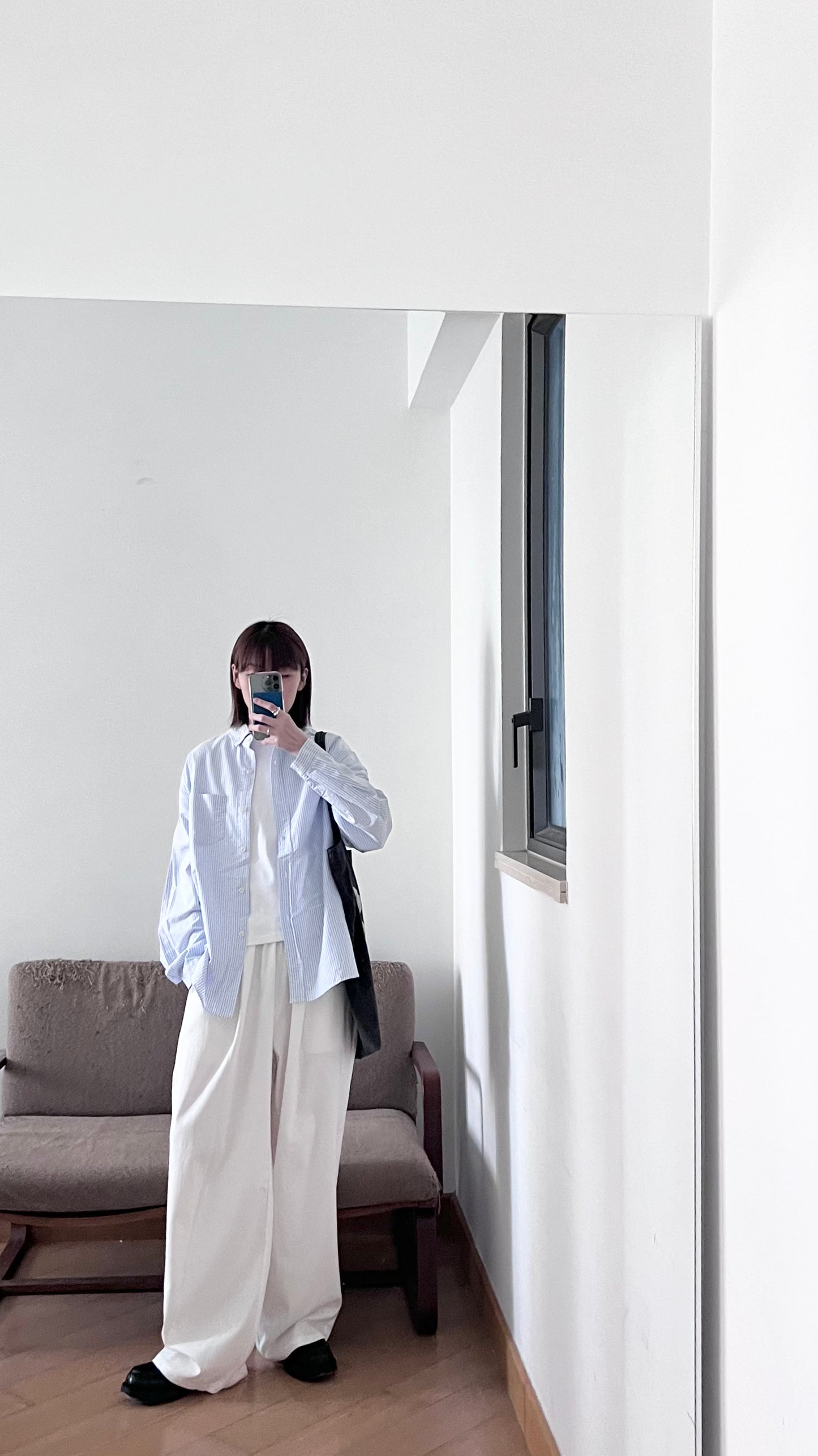 baggy cotton pants in white