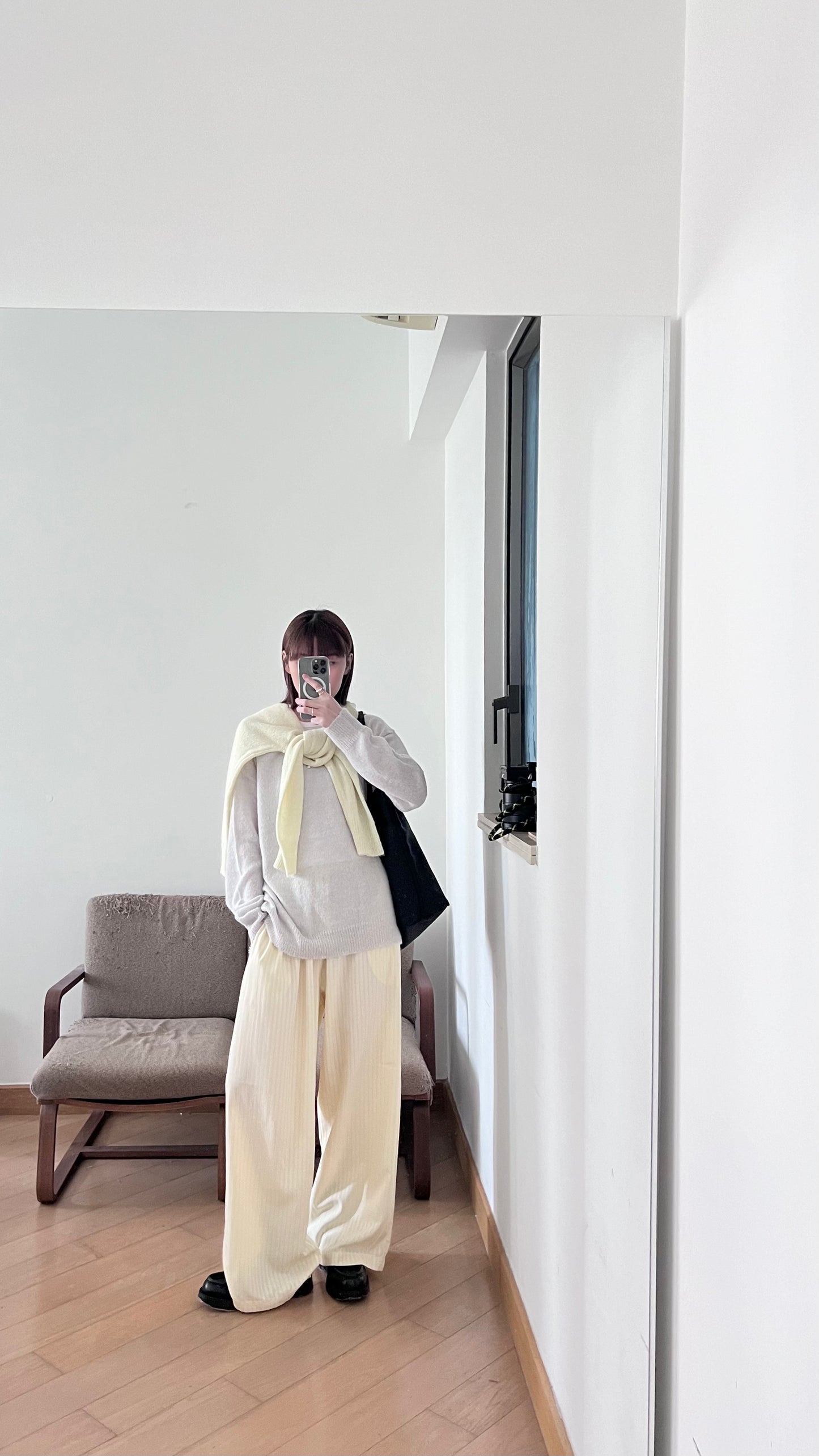 toi bag in black (pre-order)