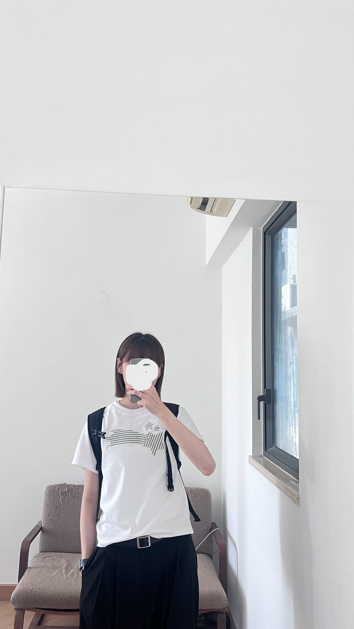 lightproof low-waist trousers in black (pre-order)