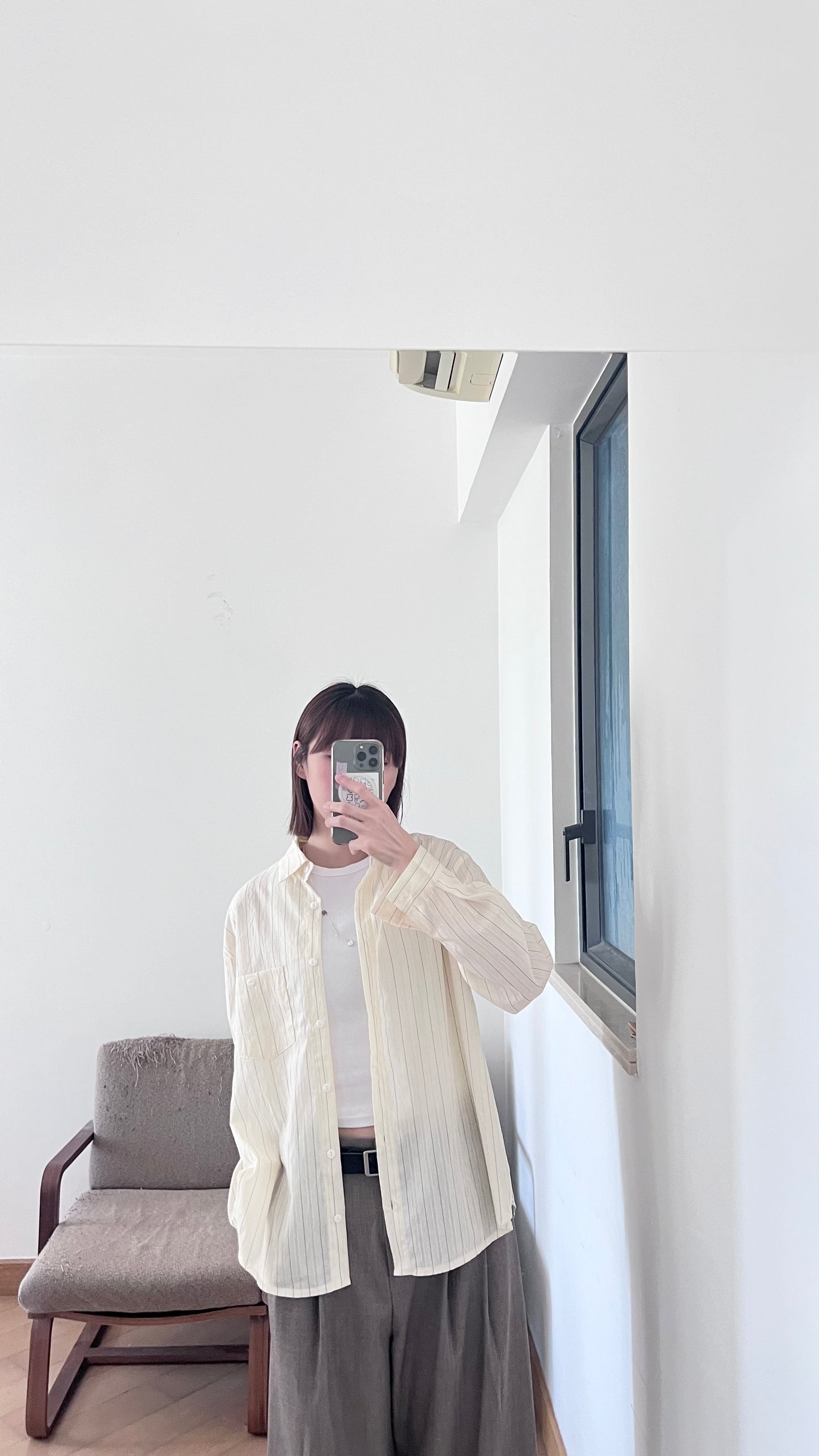 classic low-waisted wide pants in khaki (pre-order)