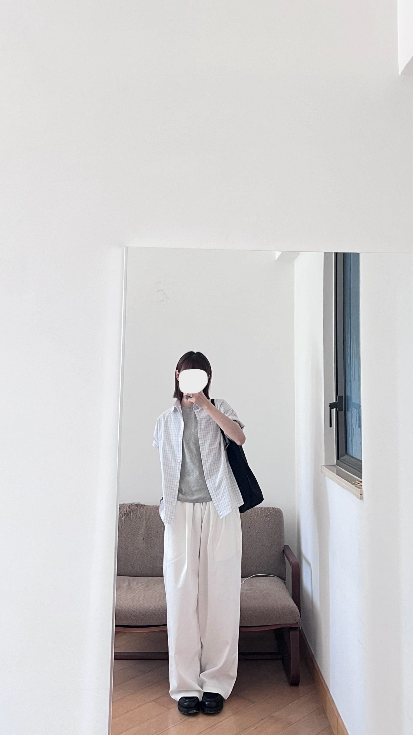 plain grid shirt in white (pre-order)