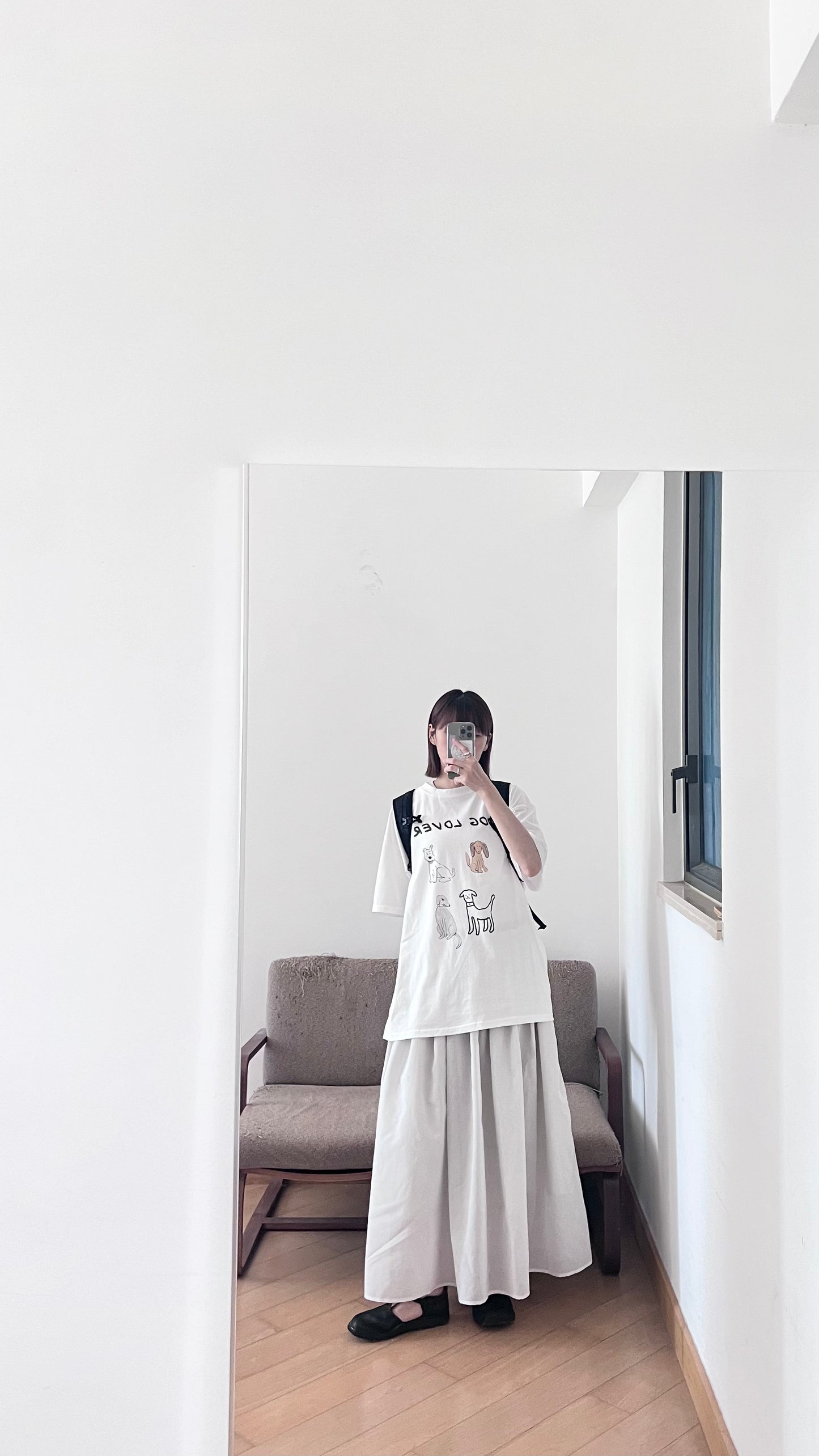 super cuteee doggy oversized tee in white (pre-order)