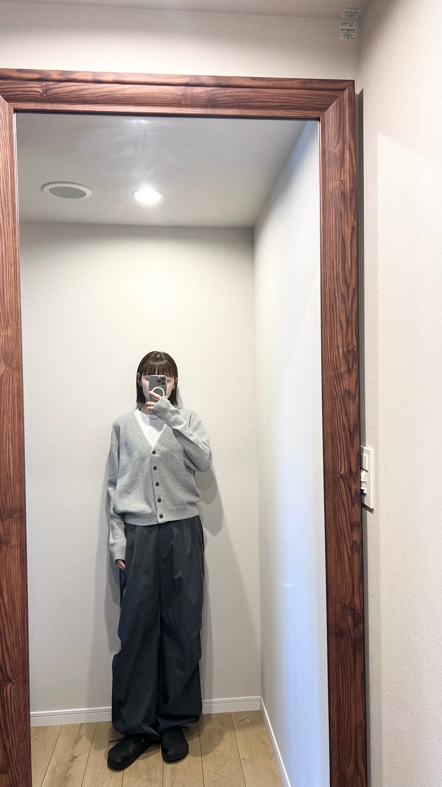 classic high-end cardigan in grey (pre-order)