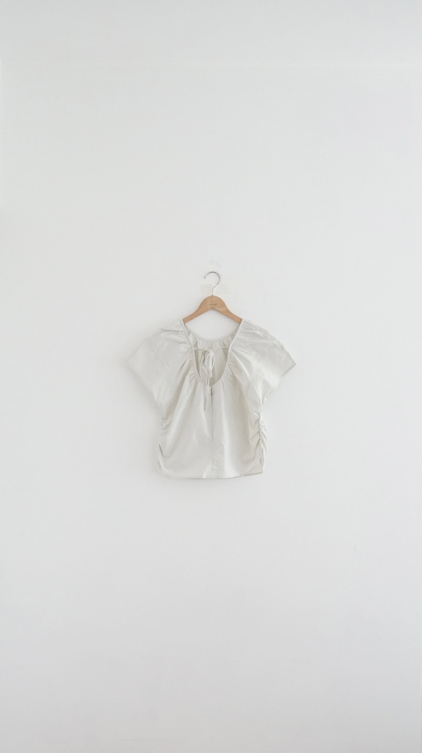 bubble shirt in dust