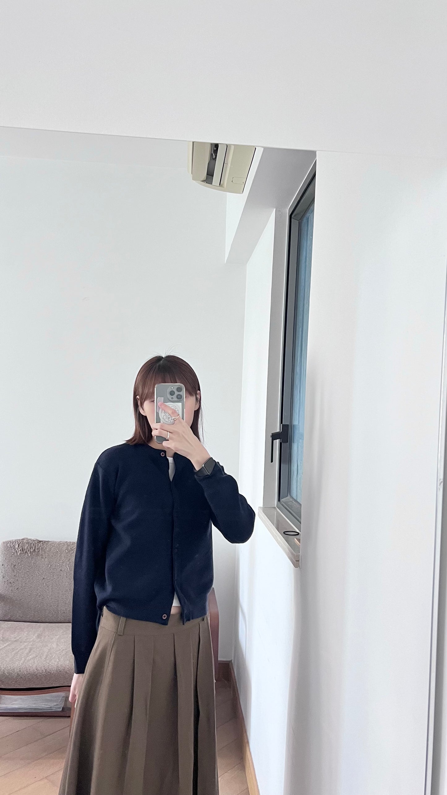 round cardigan in navy