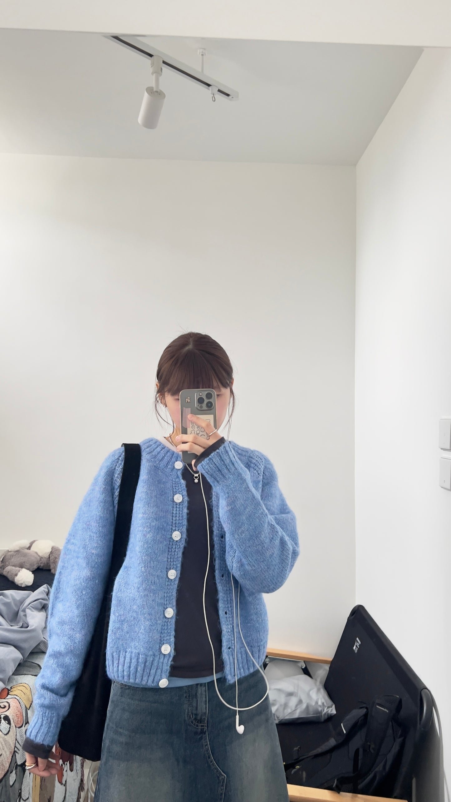 the freya horn sleeve cardigan in light glaucous blue（pre-order)