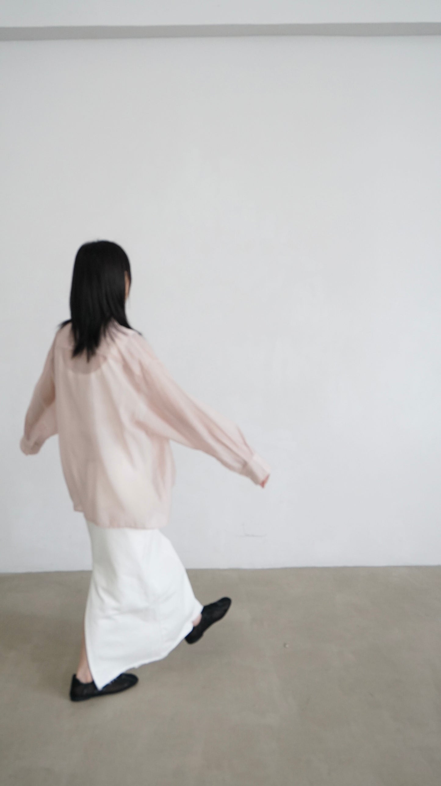 high-quality sheer shirt in soft pink (pre-order)