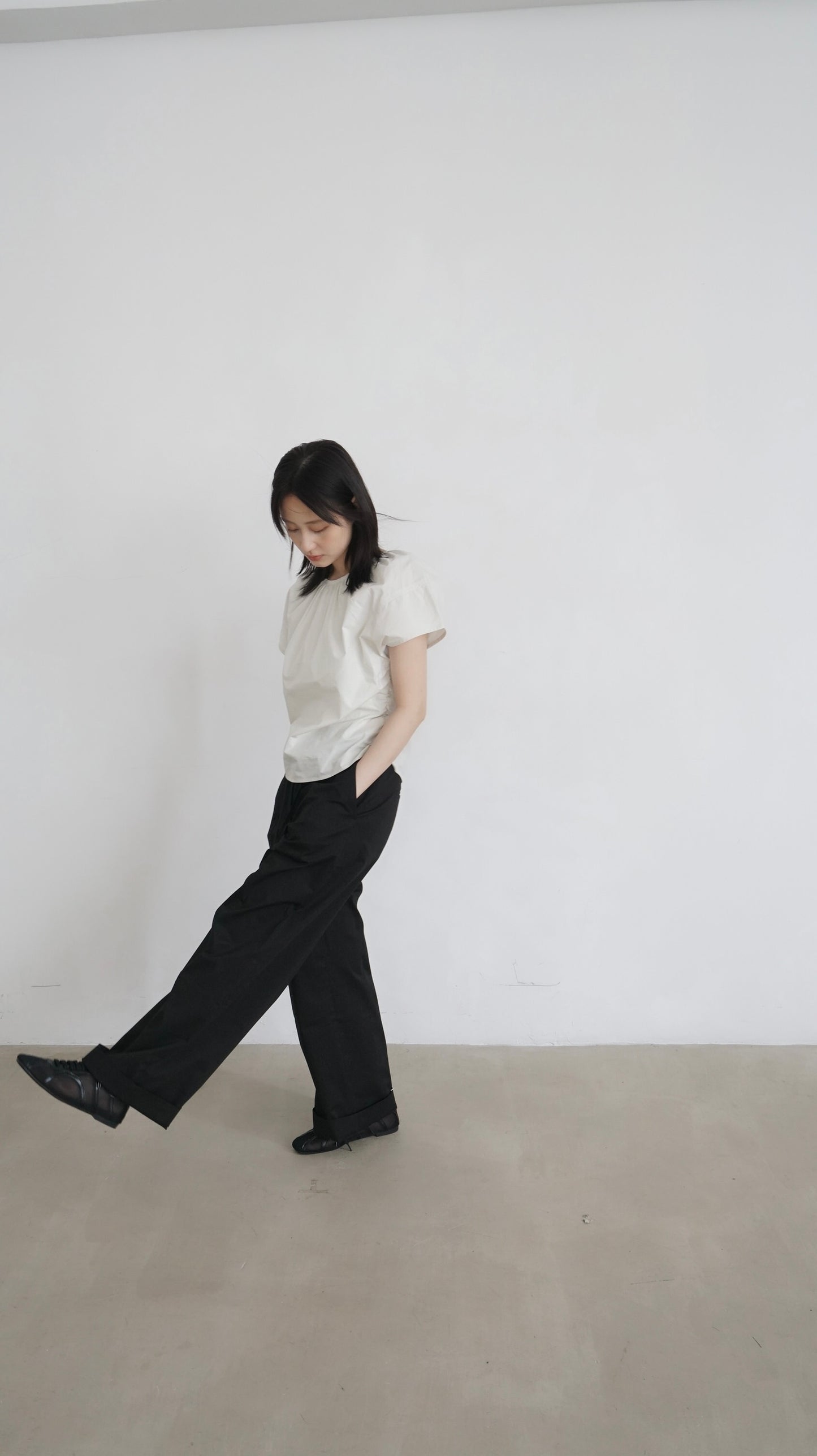 collar pants in black (pre-order)