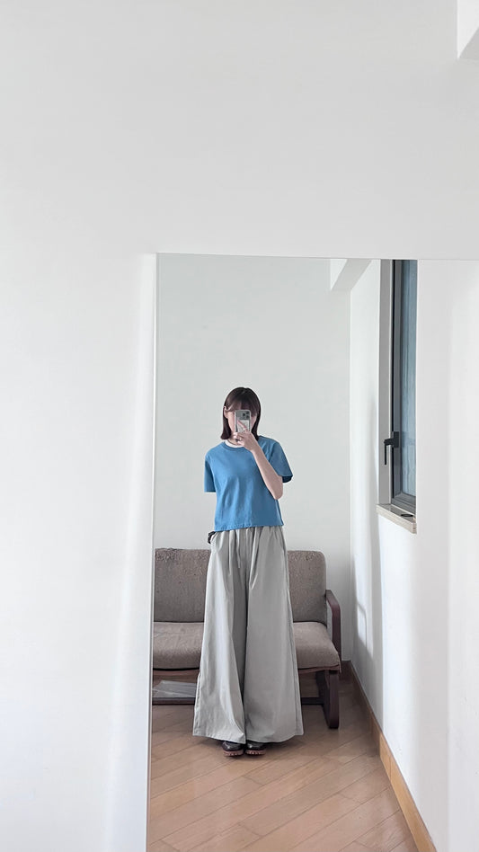 basic tee in blue
