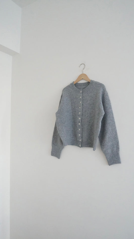 round cardigan in grey (pre-order)