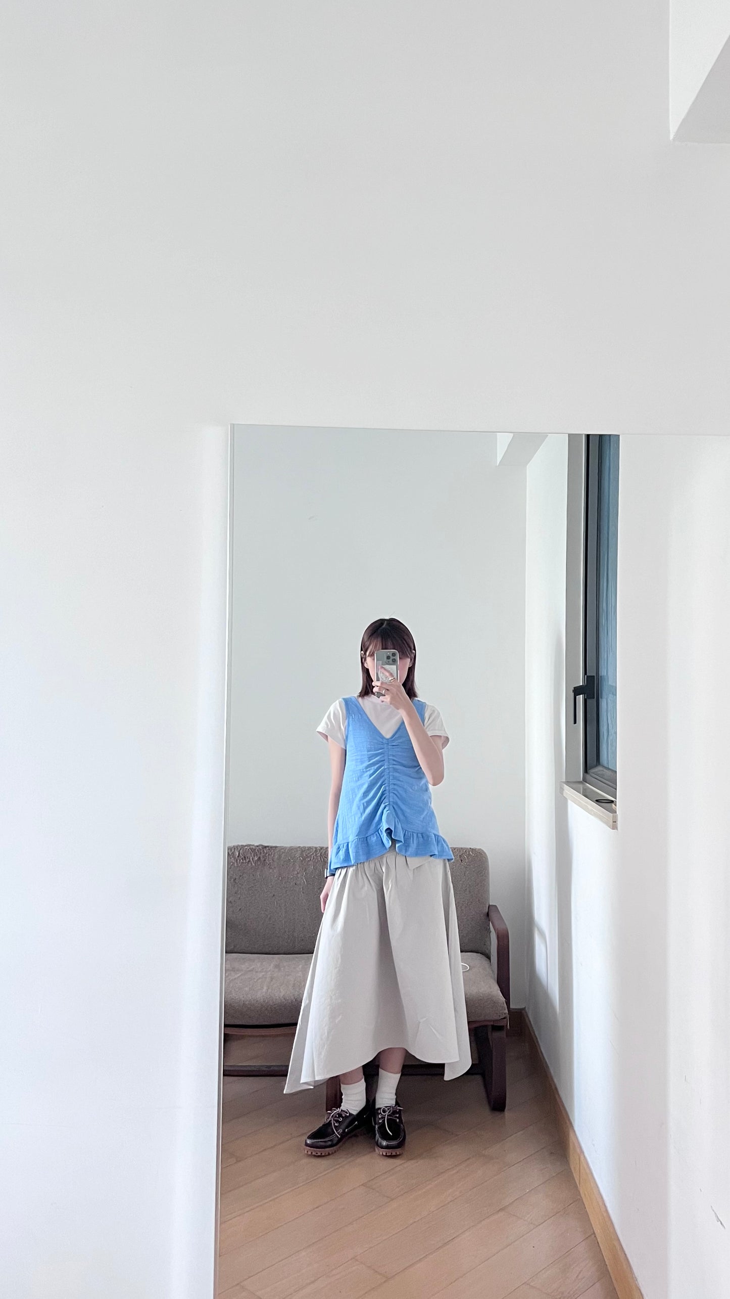 ruffle v-neck tank top in blue