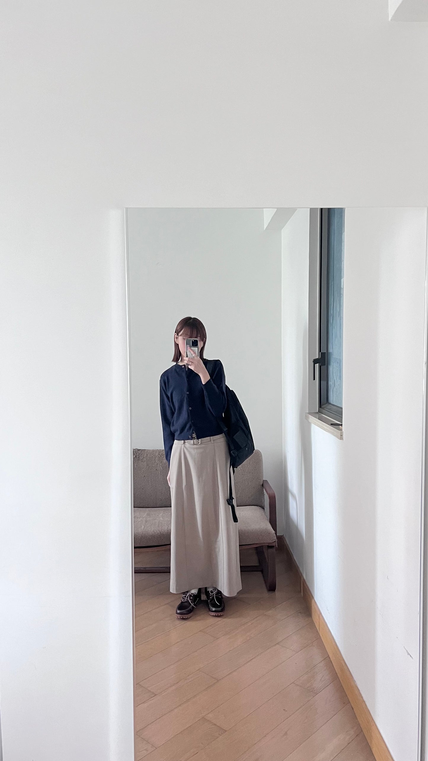round cardigan in navy