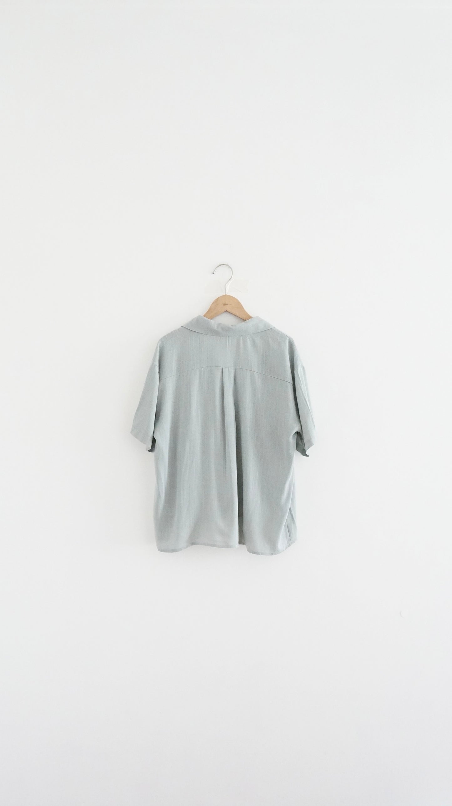 linen summer shirt in sage (pre-order)