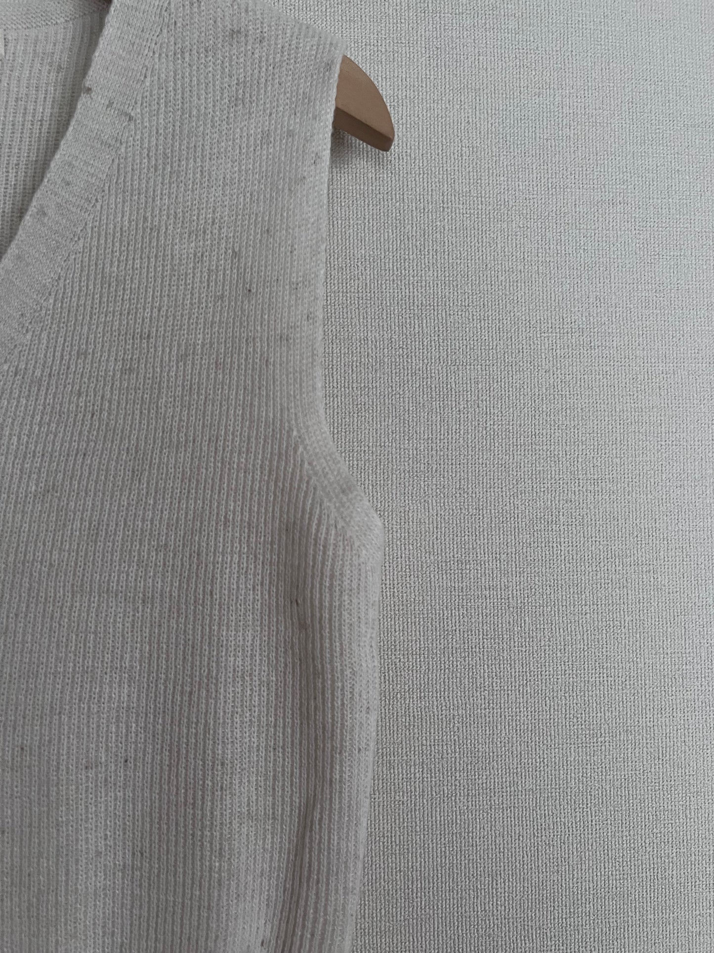 minimalist linen vest in ivory (pre-order)