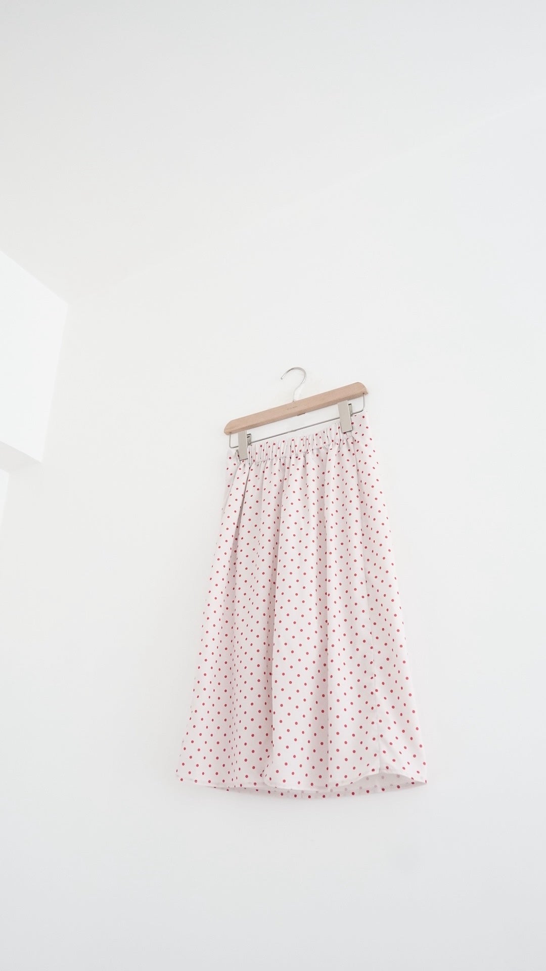 jenny dot midi skirt in pink (pre-order)