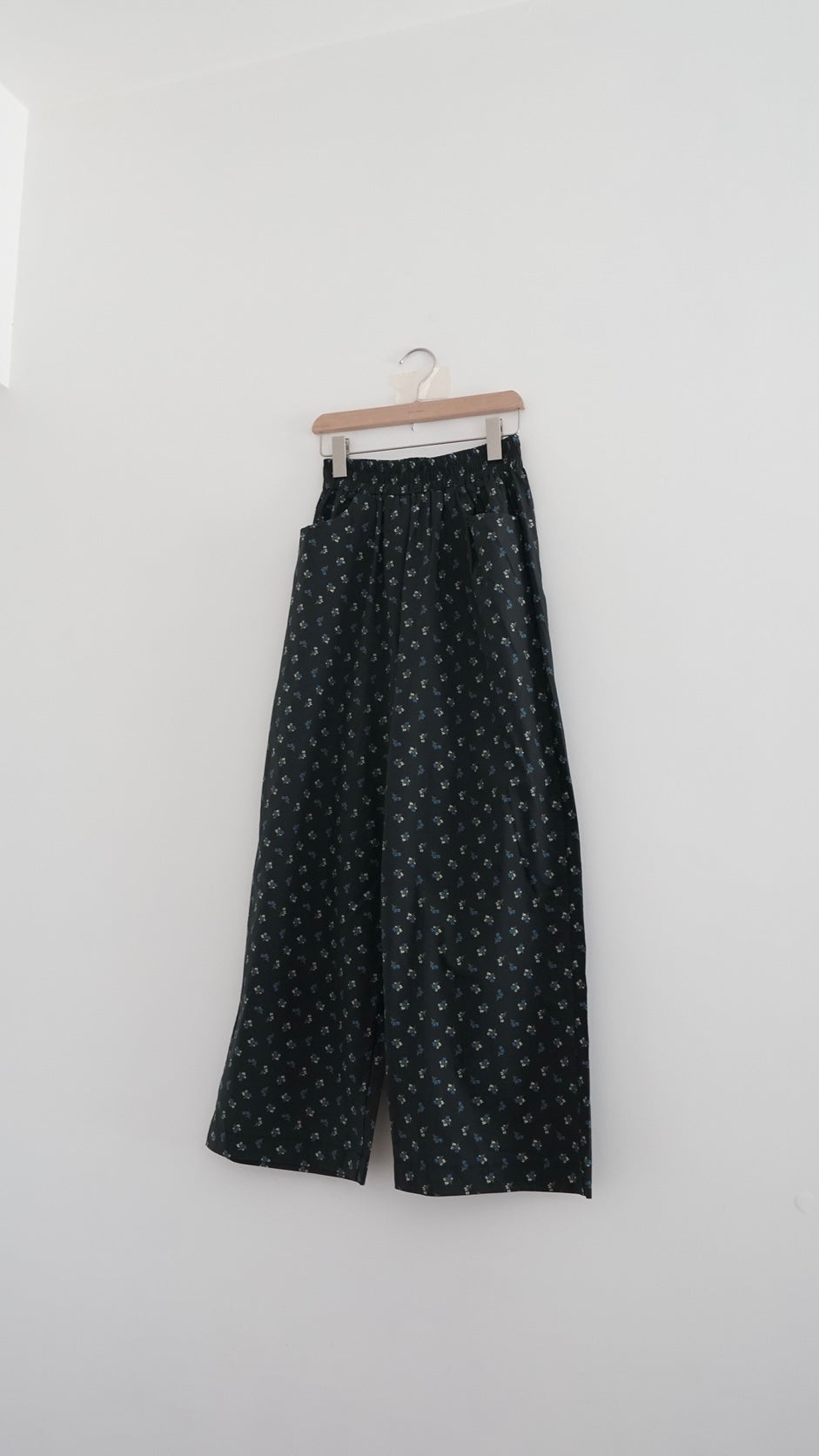 hana pants in charcoal (pre-order)