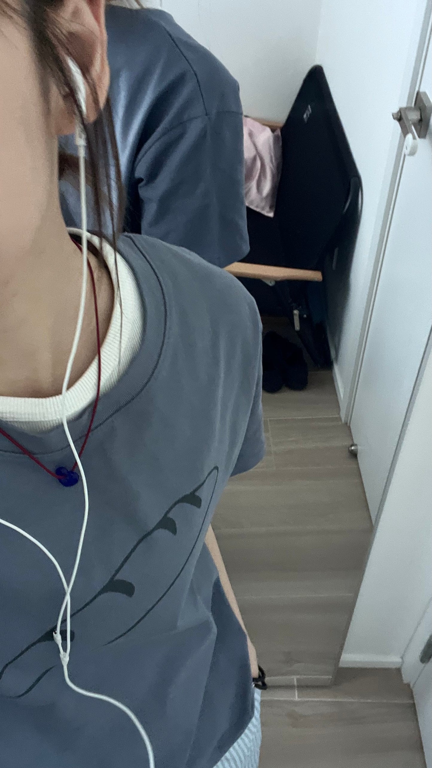 パン tee in grey blue (pre-order)