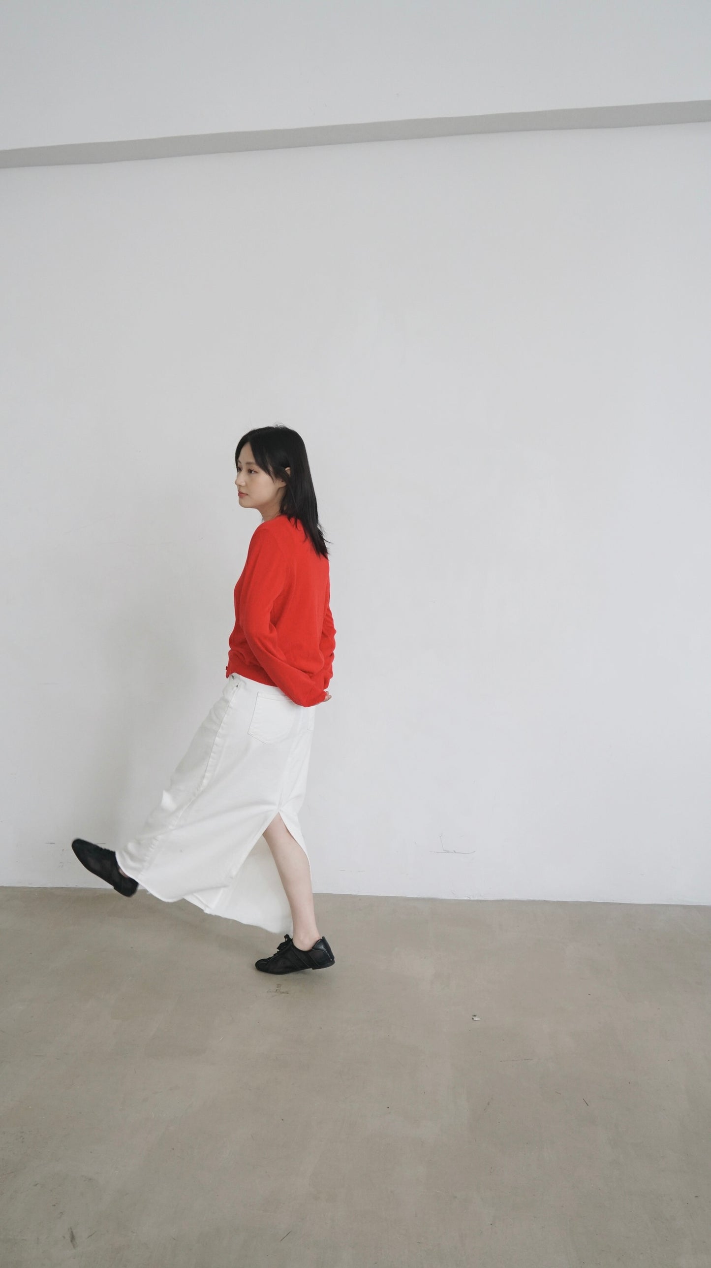 basic cardigan in red (pre-order)