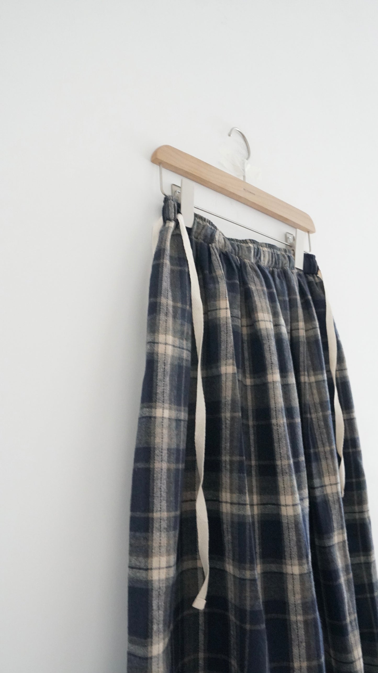 japanese style checked skirt in navy (pre-order)