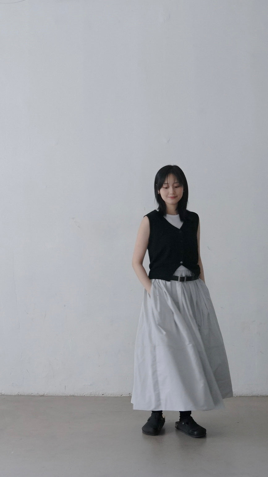 merry skirt in light grey