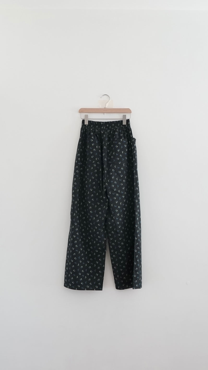 hana pants in charcoal (pre-order)