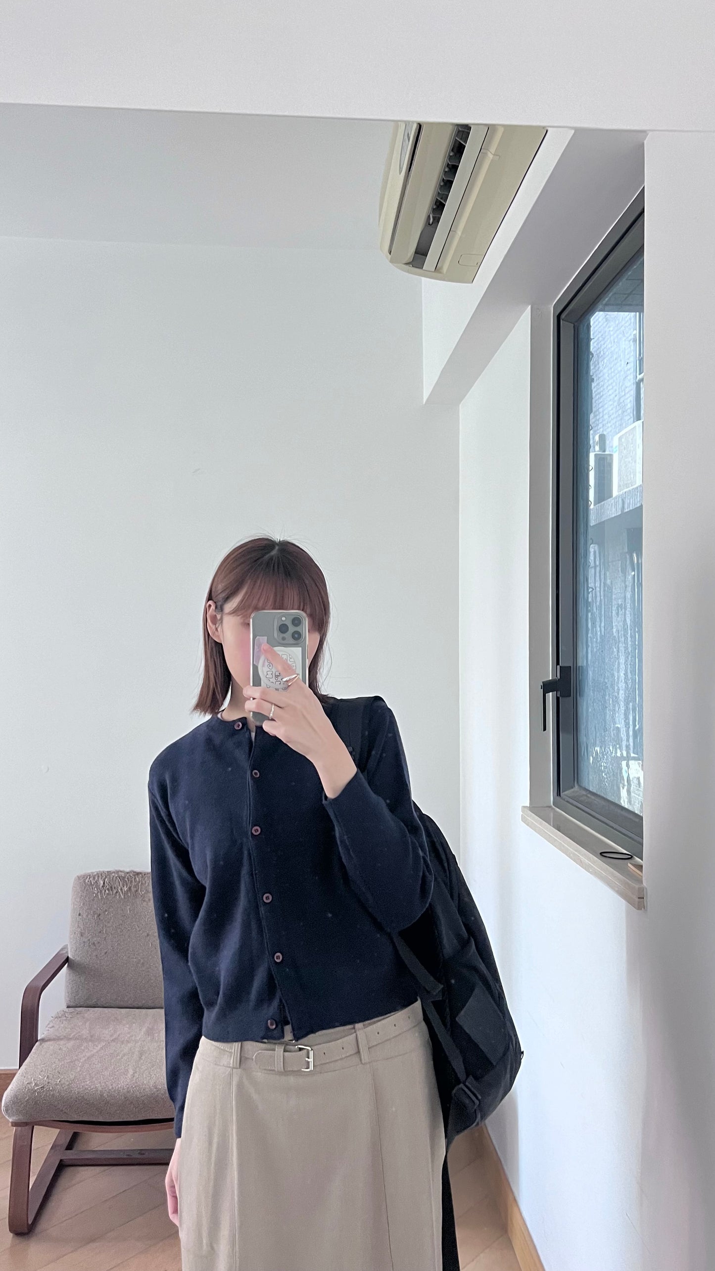 round cardigan in navy